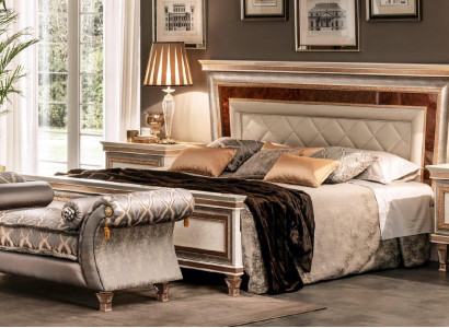 Luxury bedroom set 4 pieces. Bed + 2x bedside table + chaise longue design lounger