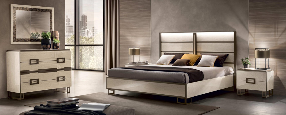 Bedroom Bed Bedside table Chest of drawers Mirror Upholstered bed Double bed Set 5pcs.