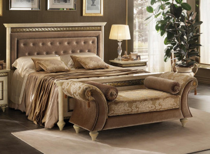 Bed 2x Bedside table 3 pieces. Bedroom Set Beds new luxury Chesterfield 180x200