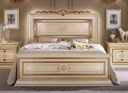 Bed 2x Bedside tables 3 pieces. Italian Bedroom Furniture Beds Wood new Set