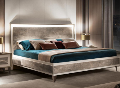 Bed 2x Bedside table 3-piece Bedroom Set Furniture Modern Luxury Beds arredoclassic