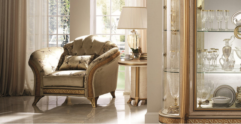 Living room Luxury Armchair Hotel Upholstery Classic Single Seater Beige arredoclassic