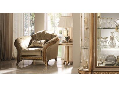 Living room Luxury Armchair Hotel Upholstery Classic Single Seater Beige arredoclassic