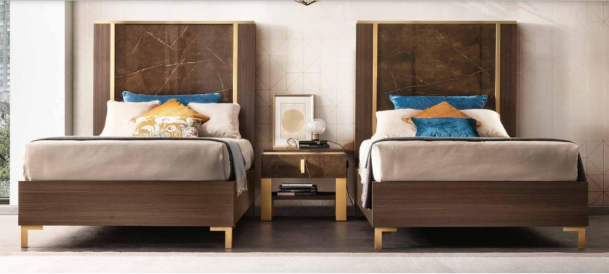 2x Bed + Bedside table 3 pcs. Bedroom Set Designer Luxury Bedroom
