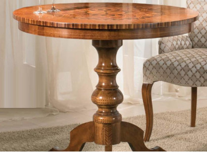 Dining table Luxury Round Table Solid Wood Italy new Dining room Tables Round Furniture