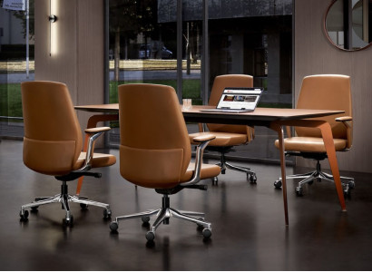 Office Set 4x Conference Chairs & Conference table Complete set Conference table 5 pieces.