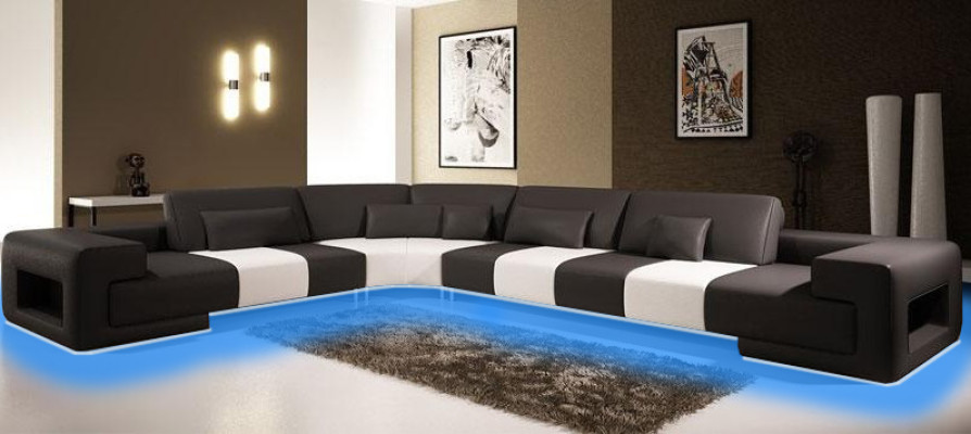 Stylish design and maximum comfort with our large L-shaped corner sofa