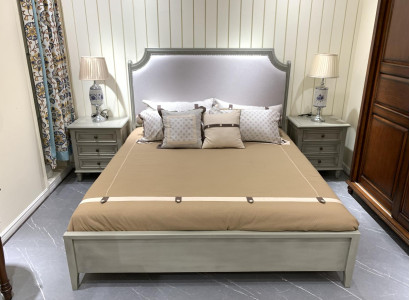 Premium double bed in Classic n design in gray with white leather interior