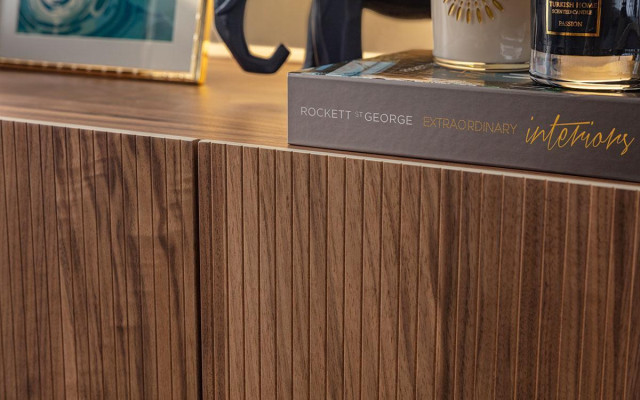 Sideboard Wardrobe High Gloss Furniture Wood Luxury Chest of drawers Sideboard with Mirror Luxury new