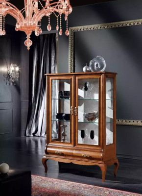 Luxurious Wood Wardrobe Wardrobe Classic with Display case Wardrobe