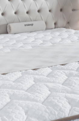 Bedroom Set White Boxspring Bed Chesterfield Elegantes 2x Bedside tables 3pcs.