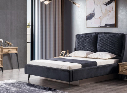 Bedroom Set 4-piece modern luxury bed 2 Bedside tables Chest of drawers INCLUDED