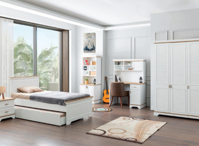 Country House Bedroom Set White Bed Bedside table Elegant Furniture Wardrobe Wood Table