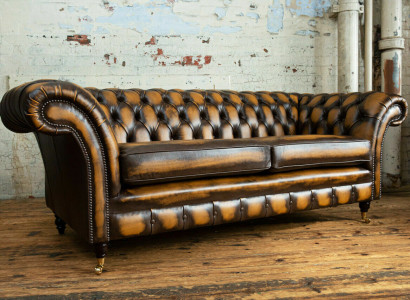 Elegant Chesterfield Brown Three Seater Luxury Upholstery Couches Designer Sofas