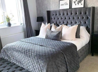Large Fabric Bed Chesterfield Design Upholstered Textile Designer Double Beds