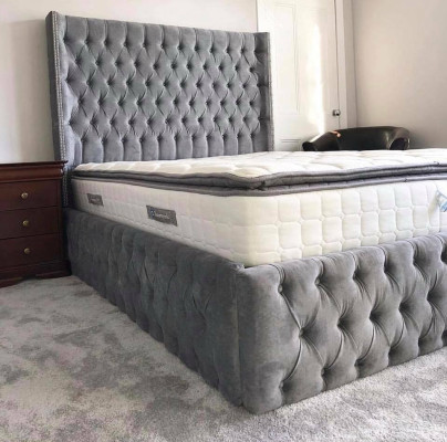 Large Fabric Bed Chesterfield Design Upholstered Textile Designer Double Beds