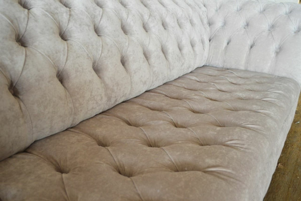 Chesterfield Sofa 4 Seater XXL Upholstery Designer Couches Sofas Suite