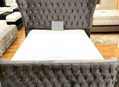 Chesterfield Hotel Double Leather Bed Bedroom Upholstery Luxury Beds 200x200