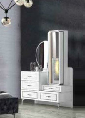 Bedroom Bed Bedside table Chest of drawers Mirror Wardrobe Chesterfield 5pcs.