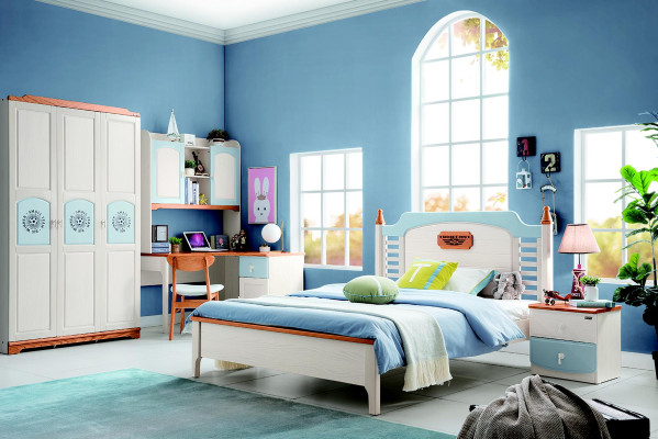 Bedroom set 5 pieces. Bed 2x Bedside table Desk Childrens bed Solid wood Furniture
