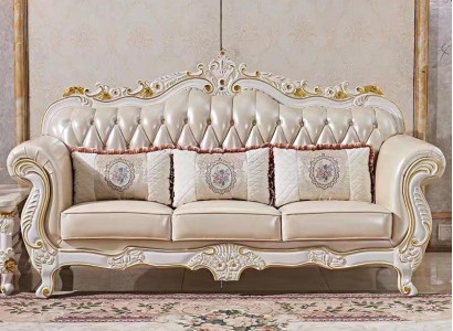Classic three-seater Chesterfield sofa in beige with magnificent hand-carved details