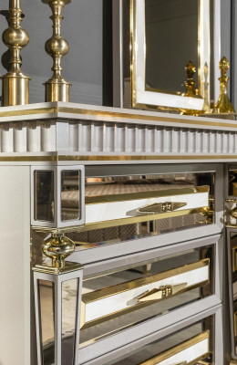 Bedroom Set Beige Chest of drawers Mirror Metal Furniture Design Furniture 2pcs.