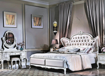King size double bed with leather headboard in classic Chesterfield style design