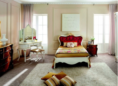 Italian Furniture Luxury Bed Swarovski Crystal stones Baroque Beds Frames