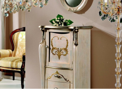 Chic Chest of drawers Wardrobe Italian Furniture Baroque Style Living room