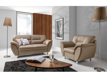 The elegant Classic 2-seater sofa in Art Nouveau fits into any interior