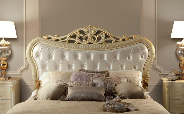 Chesterfield Bed Luxury Beds Upholstered bed Double bed Classic s Wood Hotel