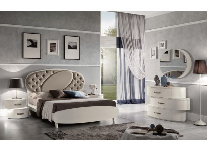 Chesterfield Double bed Bed Bed frame e Beds Upholstered bed Luxury Furniture Italy