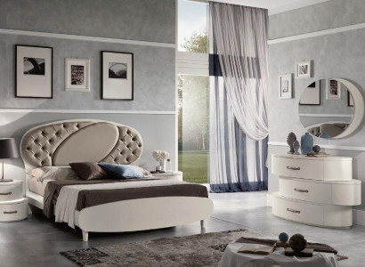 Chesterfield Double bed Bed Bed frame e Beds Upholstered bed Luxury Furniture Italy