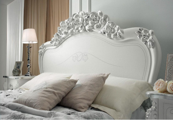 Bed Bedroom Beds Double bed Wood Luxury Furniture Design Classic Hotel