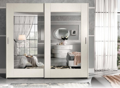 Luxury Wardrobe with Sliding Doors Bedroom Wardrobe Cabinets Wood Modern